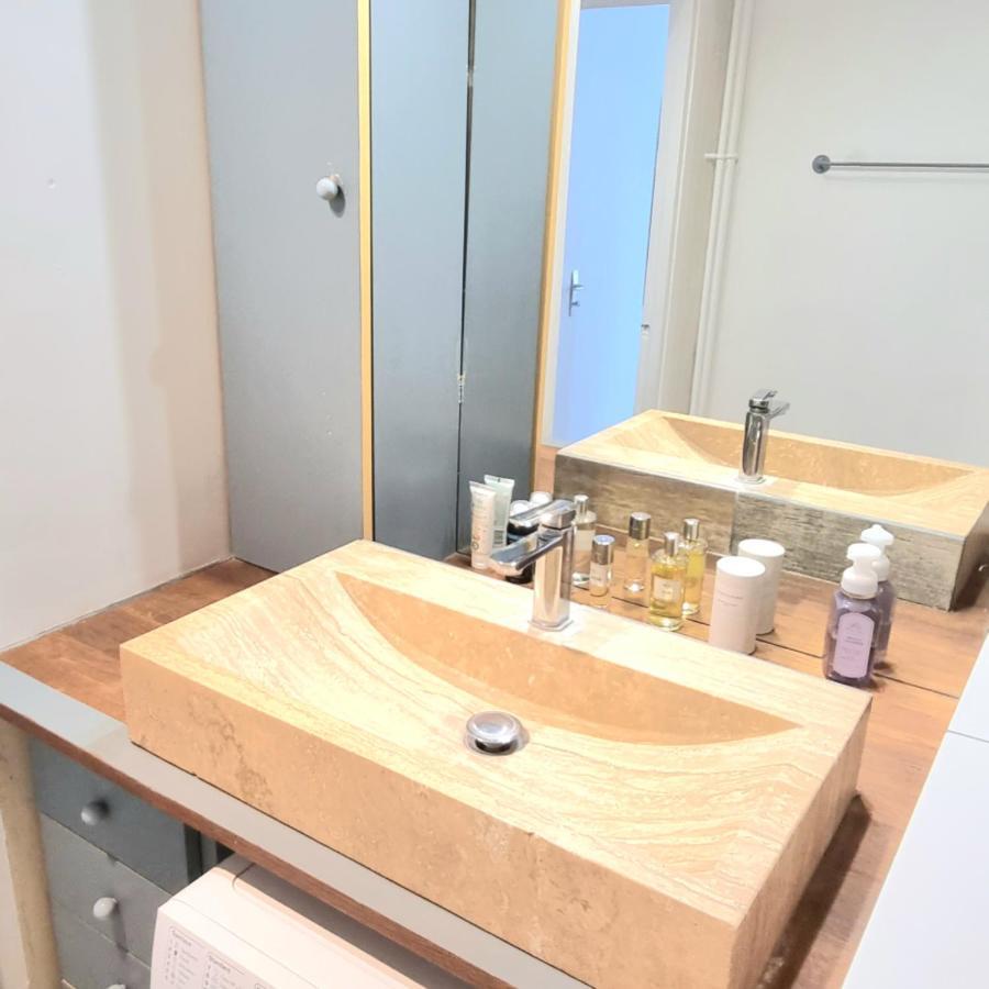 Double Bed Room Homestay Shared Accommodation Paris Exterior foto